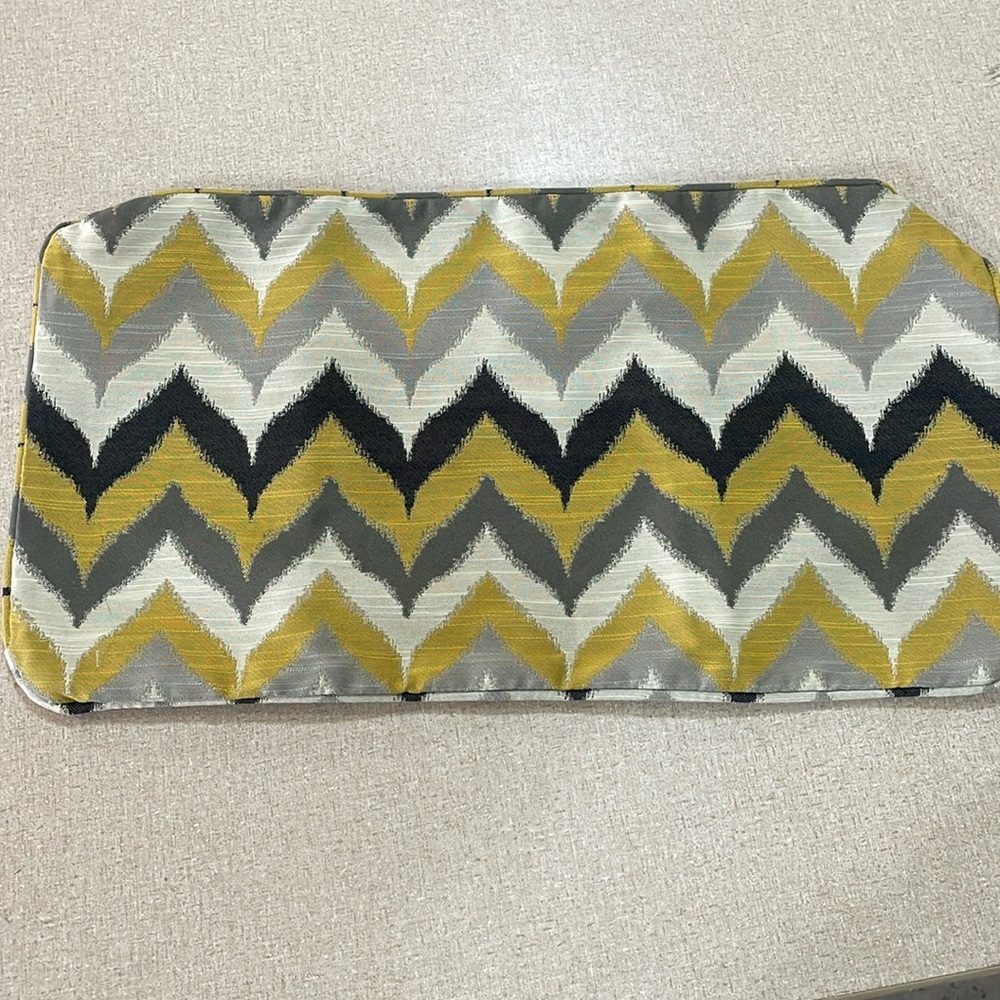 Lumbar throw pillow cover